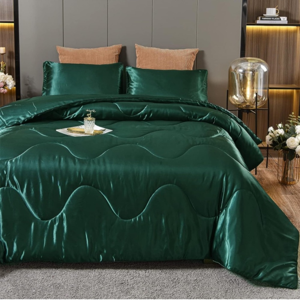 Satin Silky Soft Quilt Soft Microfiber Bedding Comforter Set  3 Blackish Green